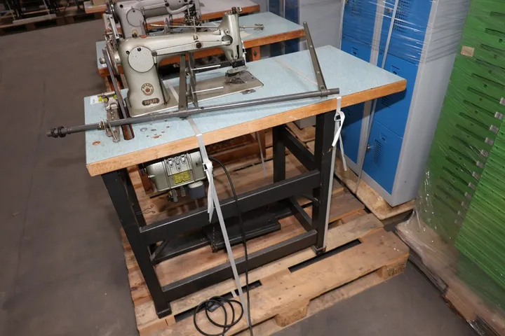 Pfaff Industrienähmaschine ohne Palette